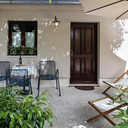 Apartamento 1 Bedroom Gorgeous In