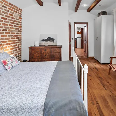 1 Bedroom Gorgeous In Poreč